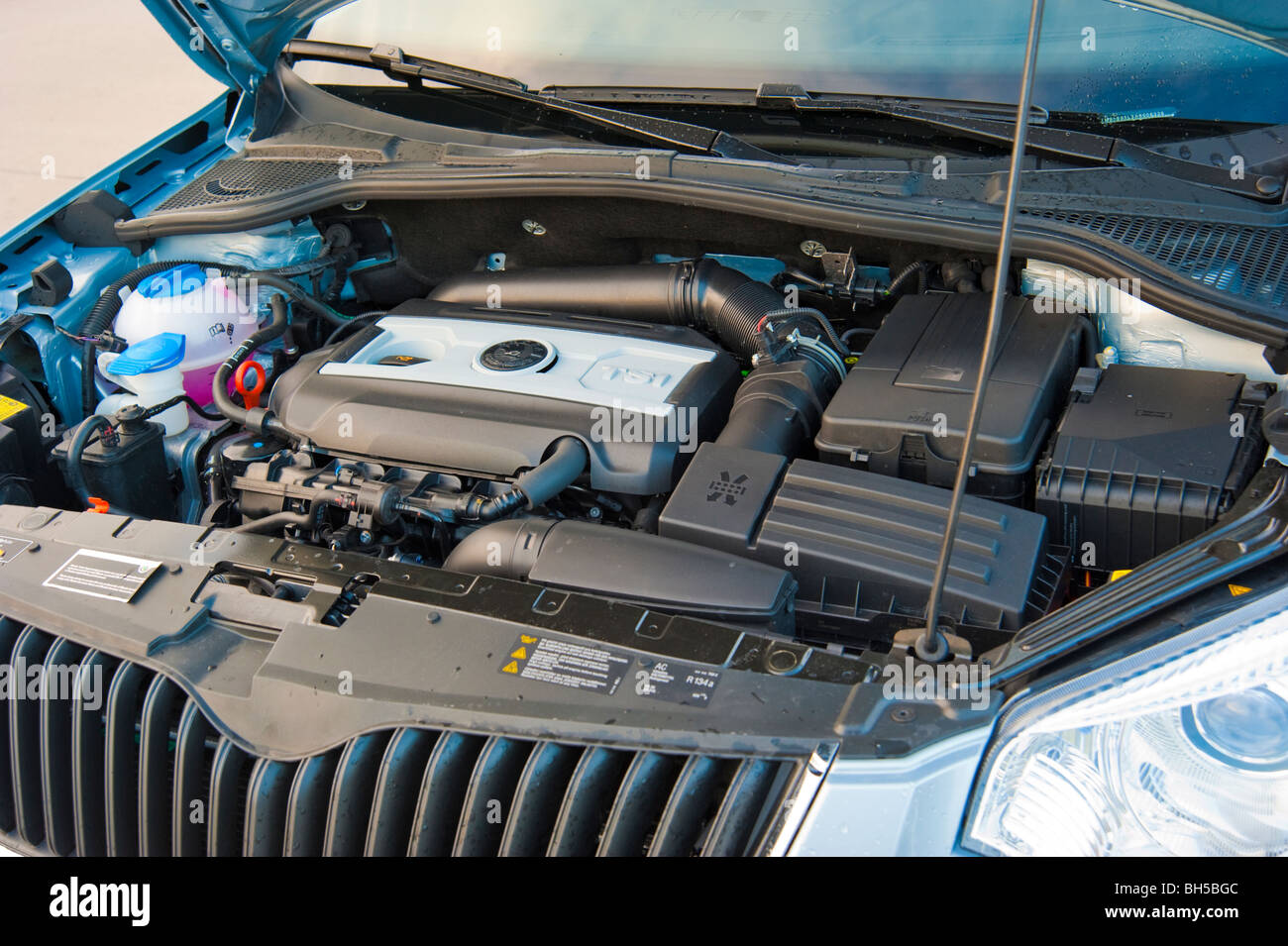 Engine room with 1,8 liter TSI engine in Skoda Yeti SUV, 2010 model Stock  Photo - Alamy