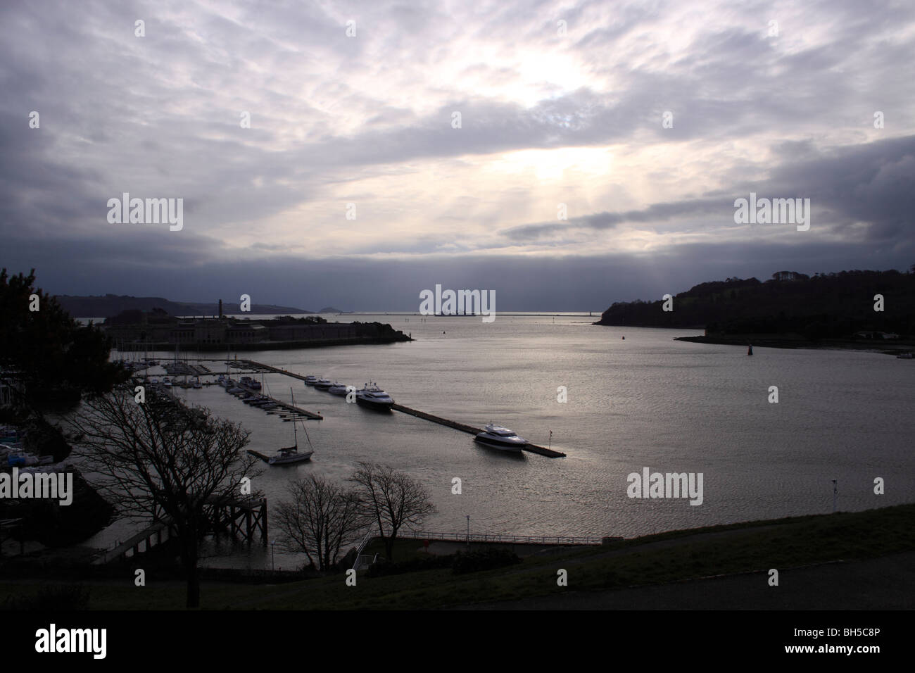 View of River Tamar and Plymouth Sound between Stonehouse and Cremyll