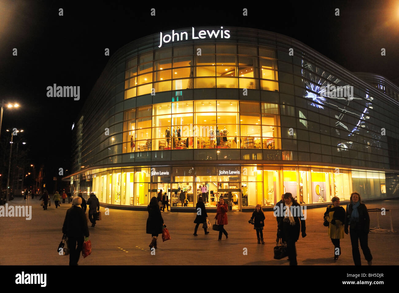 The John Lewis store in the new Liverpool One shopping area Stock Photo