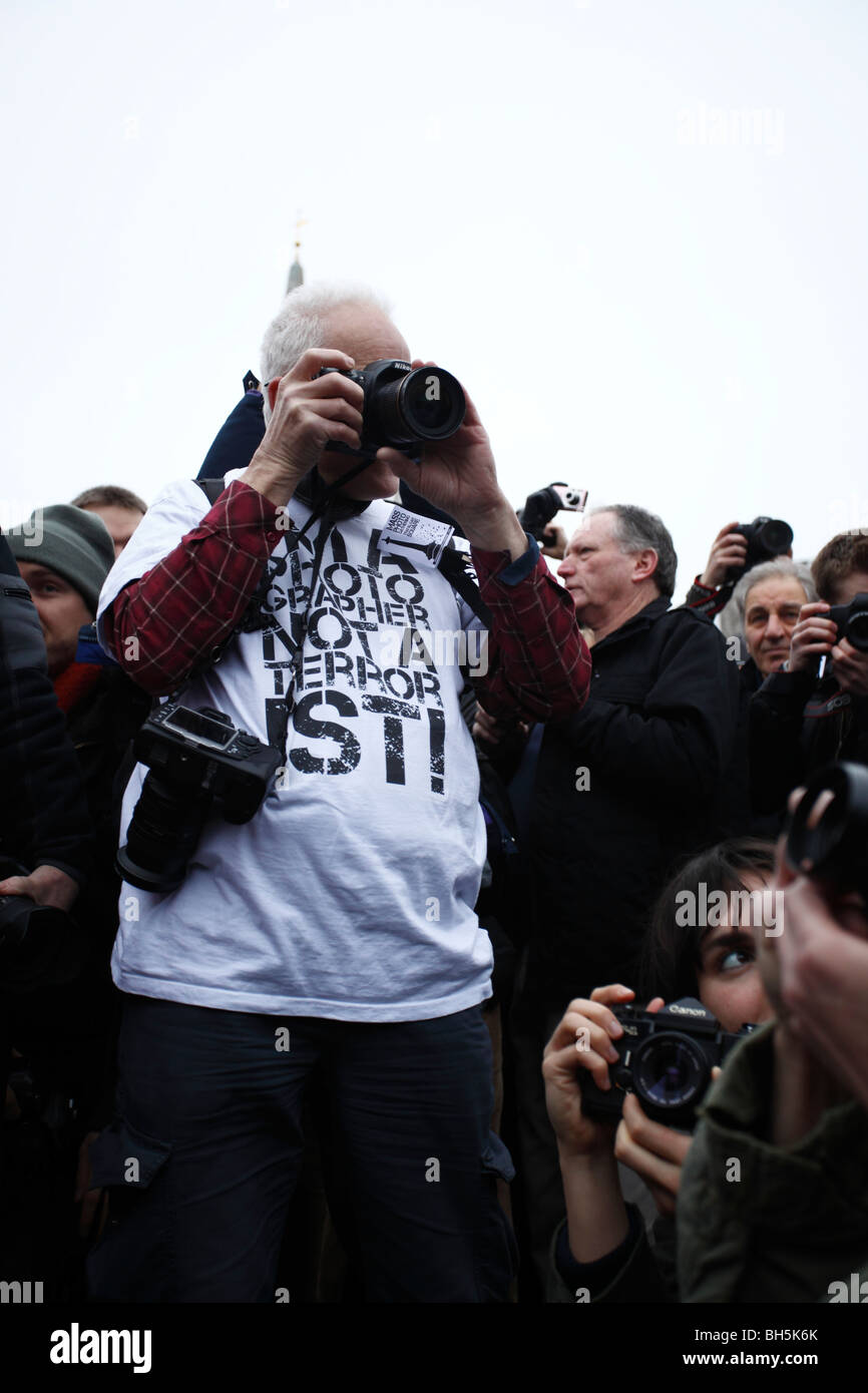I am a photographer not a terrorist mass photo gathering at Trafalgar Square, London  23 Jan 2010 Stock Photo