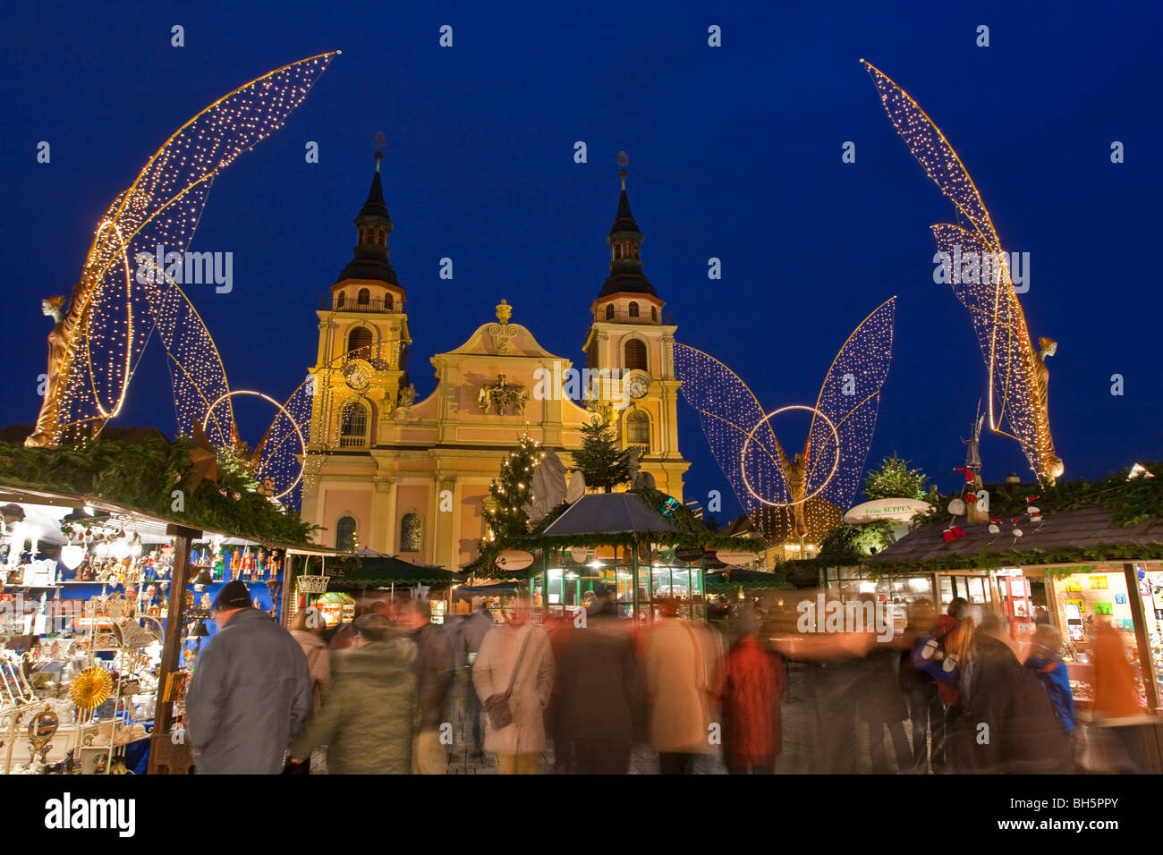 German Baroque Christmas 2022 Baroque Christmas Market, Evangelische Pfarrkirche Church, Ludwigsburg, Baden Wuerttemberg, Germany Stock Photo - Alamy