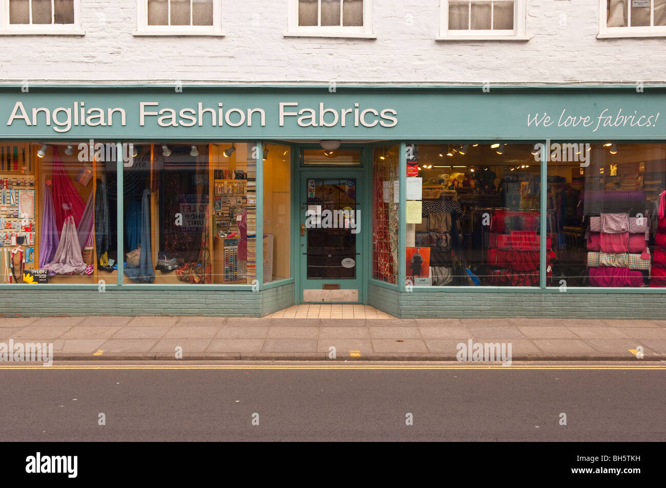Fabric stores hires stock photography and images Alamy
