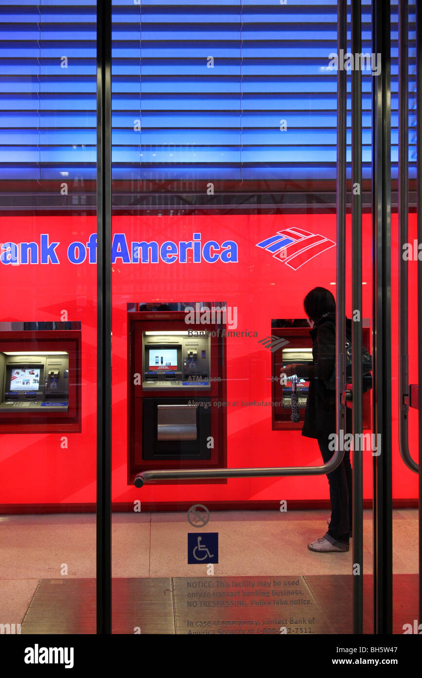 Bank Teller Money Not Atm Stock Photos Bank Teller Money Not Atm