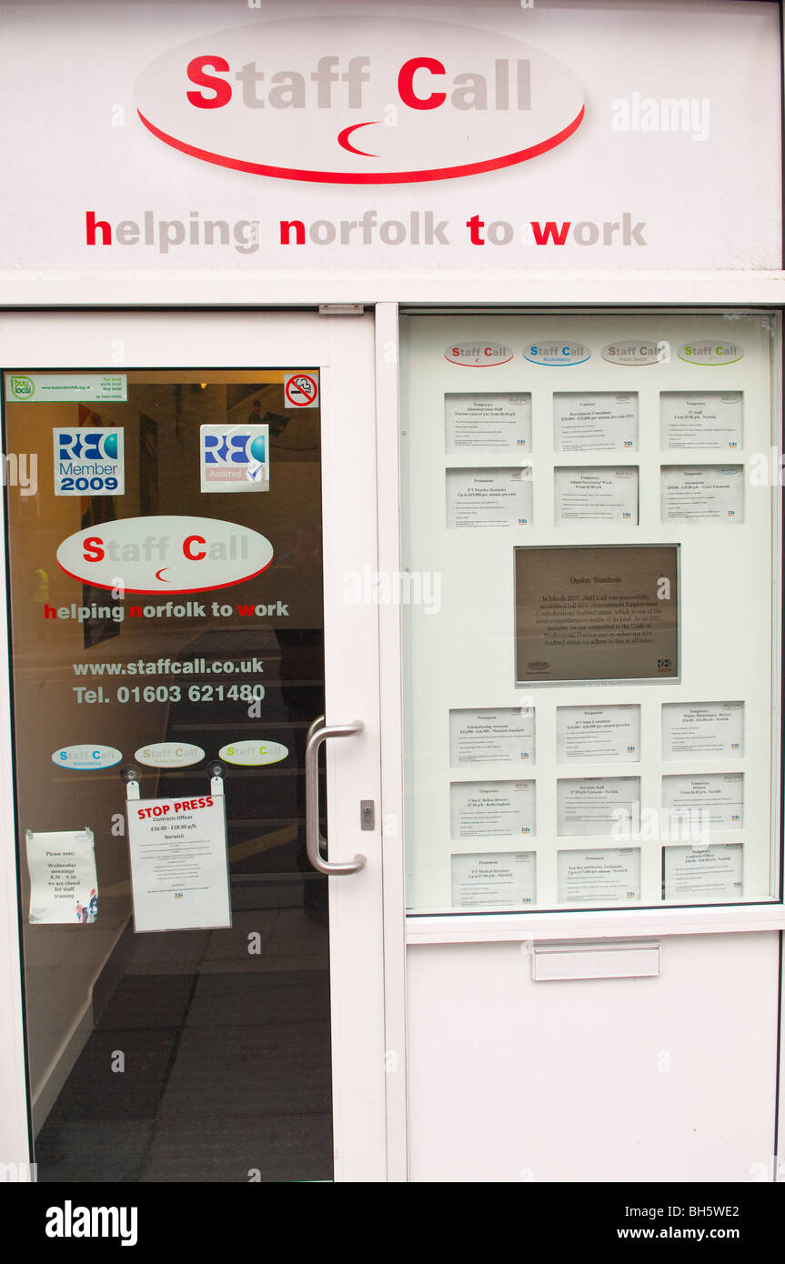 Job vacancies hires stock photography and images Alamy