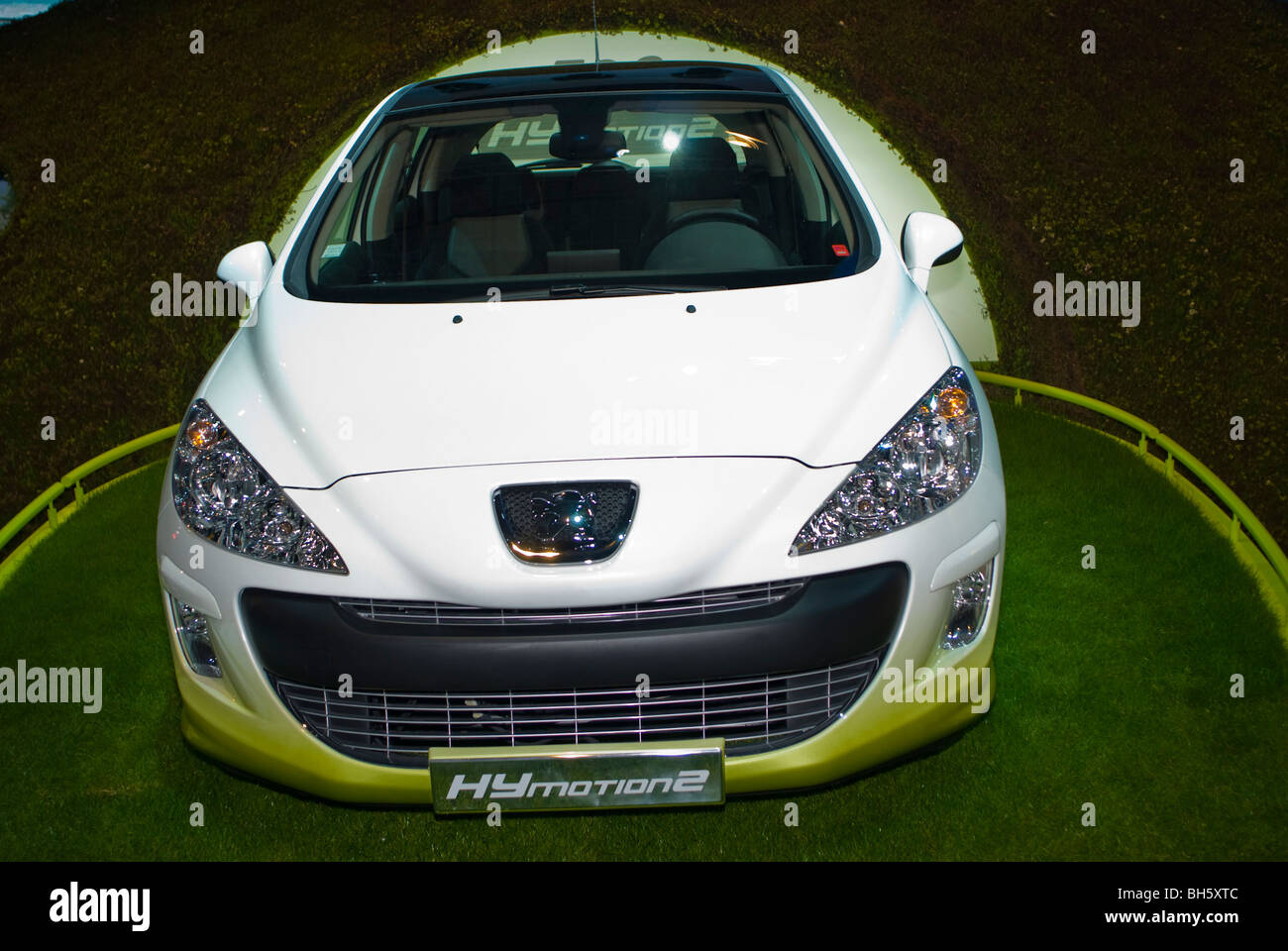 Paris, France, Auto Show, Electric Hybrid Motor Concept Car, Citroen HY