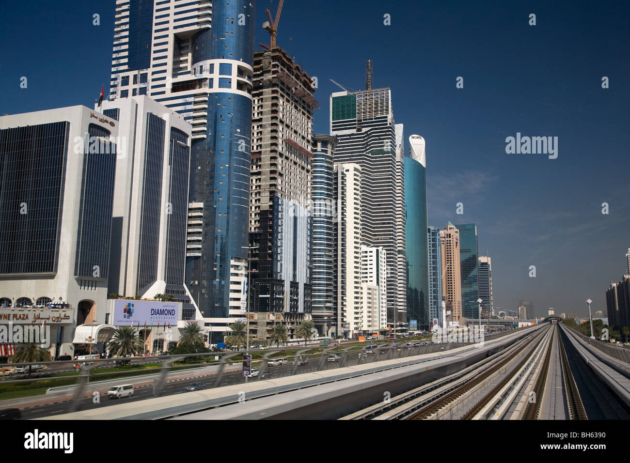 Dubai Metro automated train commuter system uae Stock Photo - Alamy