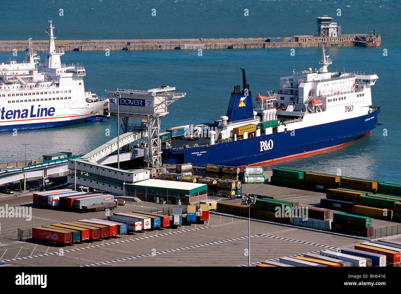 Traffic port dover hires stock photography and images Alamy
