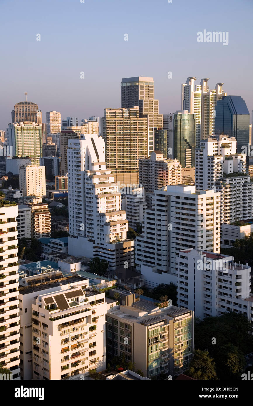 High rise flats bangkok hi-res stock photography and images - Alamy