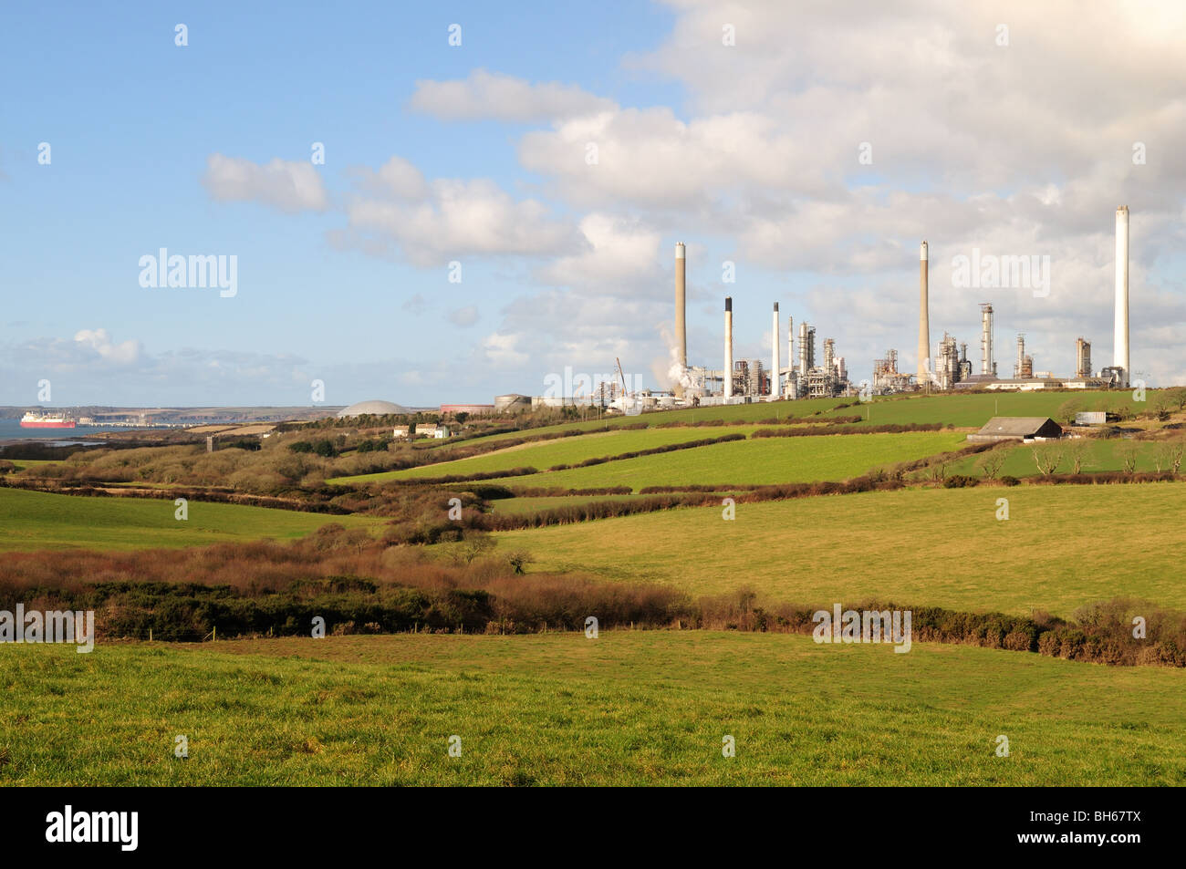 Chevron Oil Refinery Rhoscrowther Milford Haven Pembrokeshire Wales Cymru UK GB Stock Photo