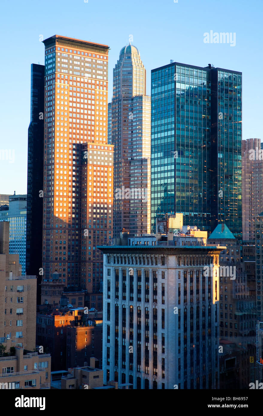 USA, New York City, Manhattan, Buildings along South Central Park in Uptown Manhattan Stock Photo