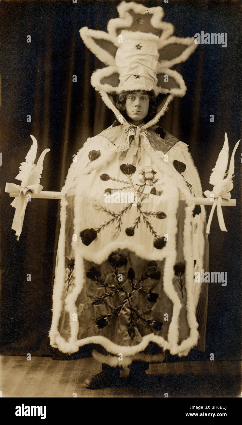 Dove costume hi-res stock photography and images - Alamy