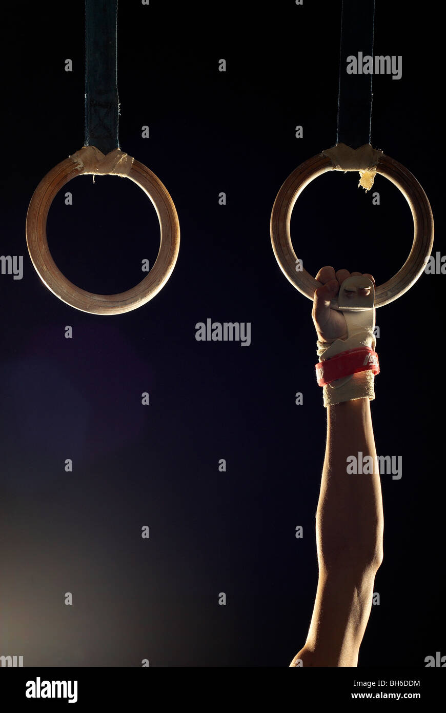 Gymnast performing rings hi-res stock photography and images - Alamy