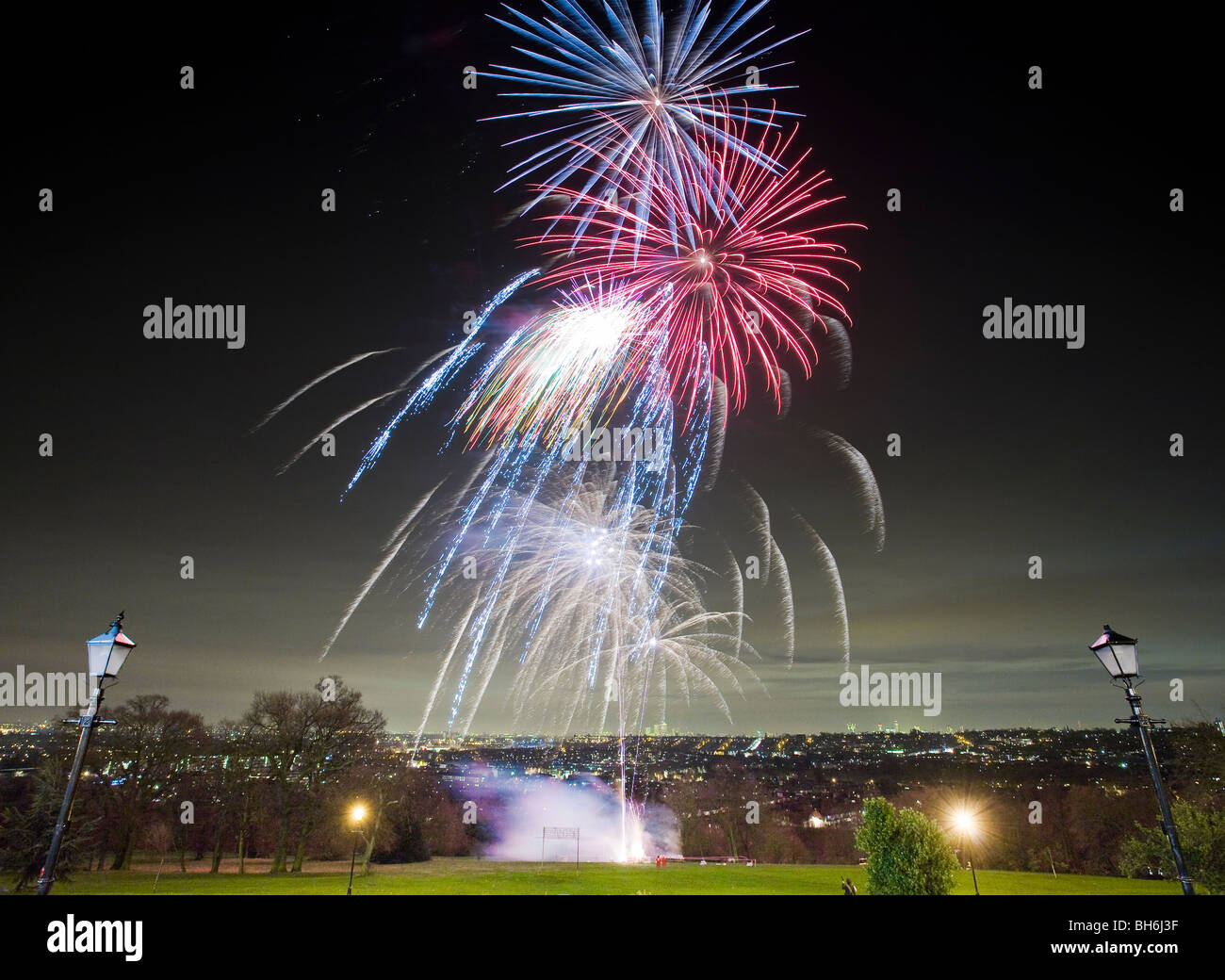 London fireworks alexandra palace hires stock photography and images Alamy