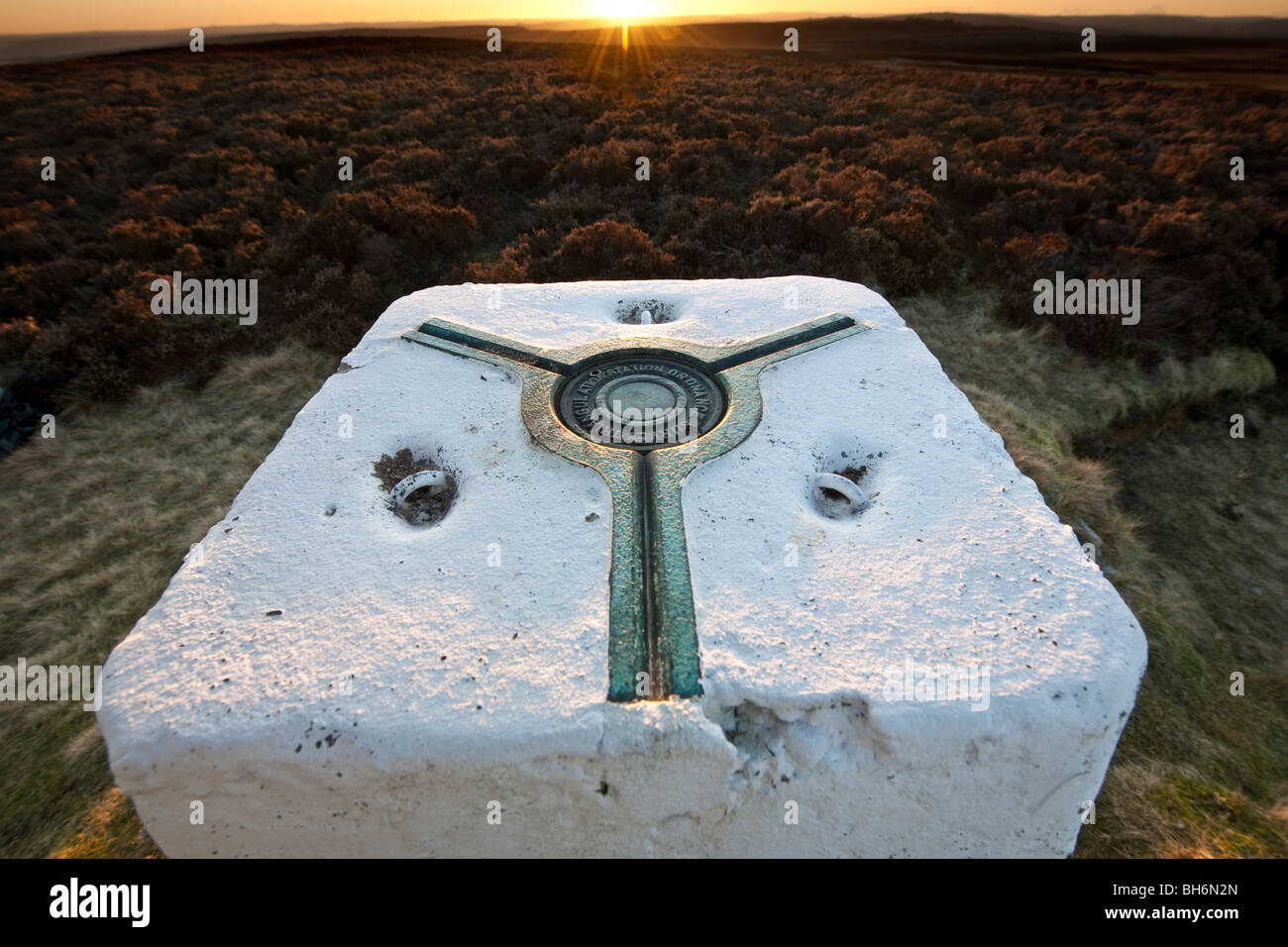Triangulation pillar triangulation station hi-res stock photography and ...