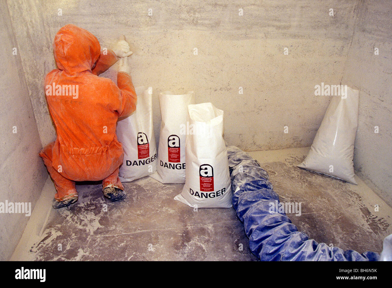 BAGS OF ASBESTOS, ASBESTOS REMOVAL OPERATIONS, PARIS (75), FRANCE Stock Photo Alamy