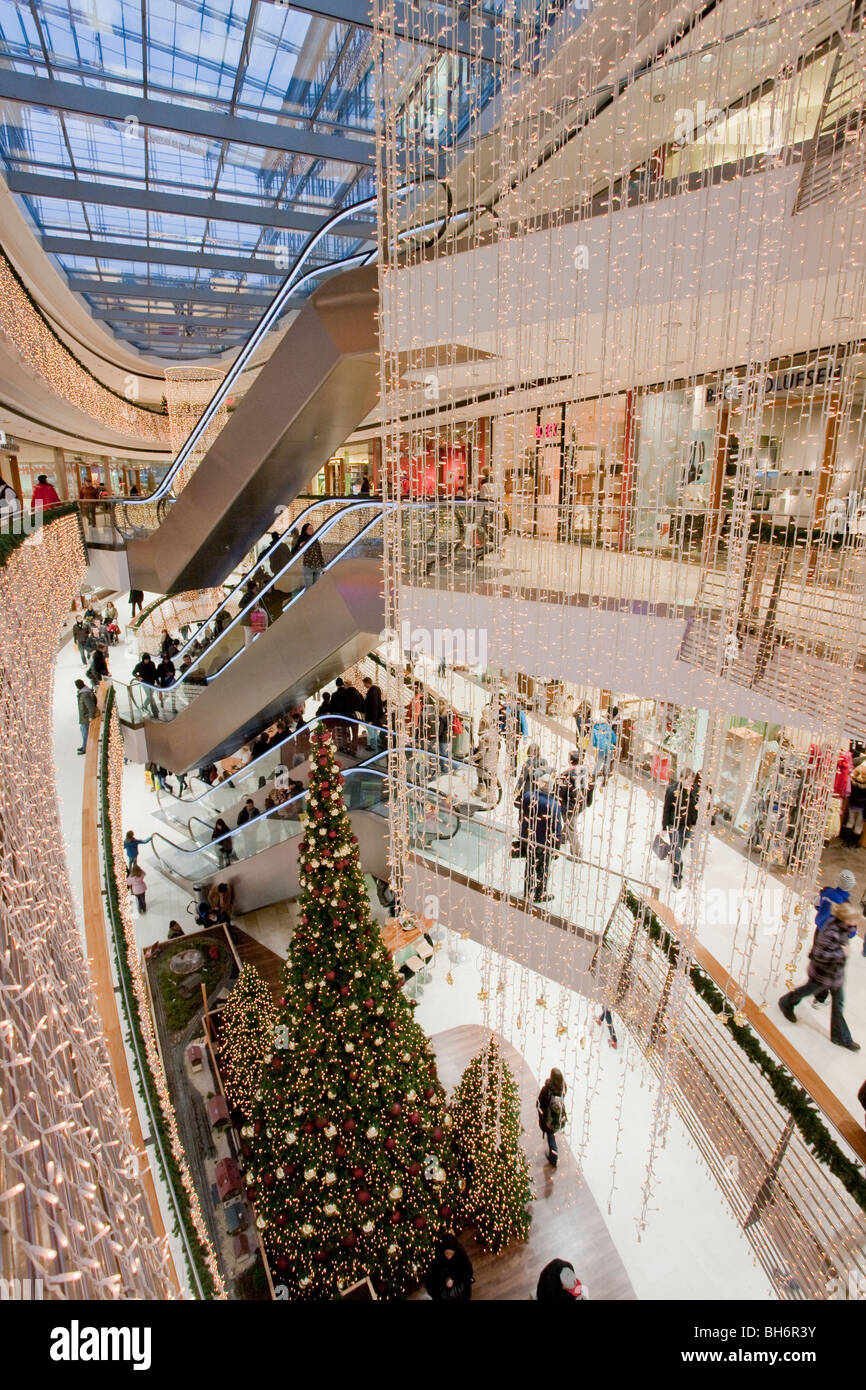 Shopping mall stuttgart baden wuerttemberg hi-res stock photography and  images - Alamy