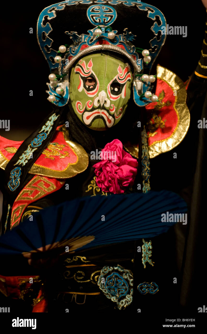 Download Mask Changing Act Traditional Sichuan Opera Skill Shu Feng Ya Yun Stock Photo Alamy PSD Mockup Templates