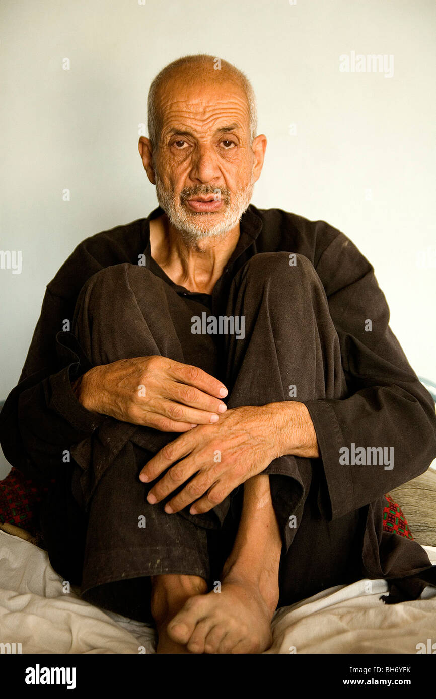 Disturbed Patient Mentally disturbed person hi-res stock photography and images - Alamy