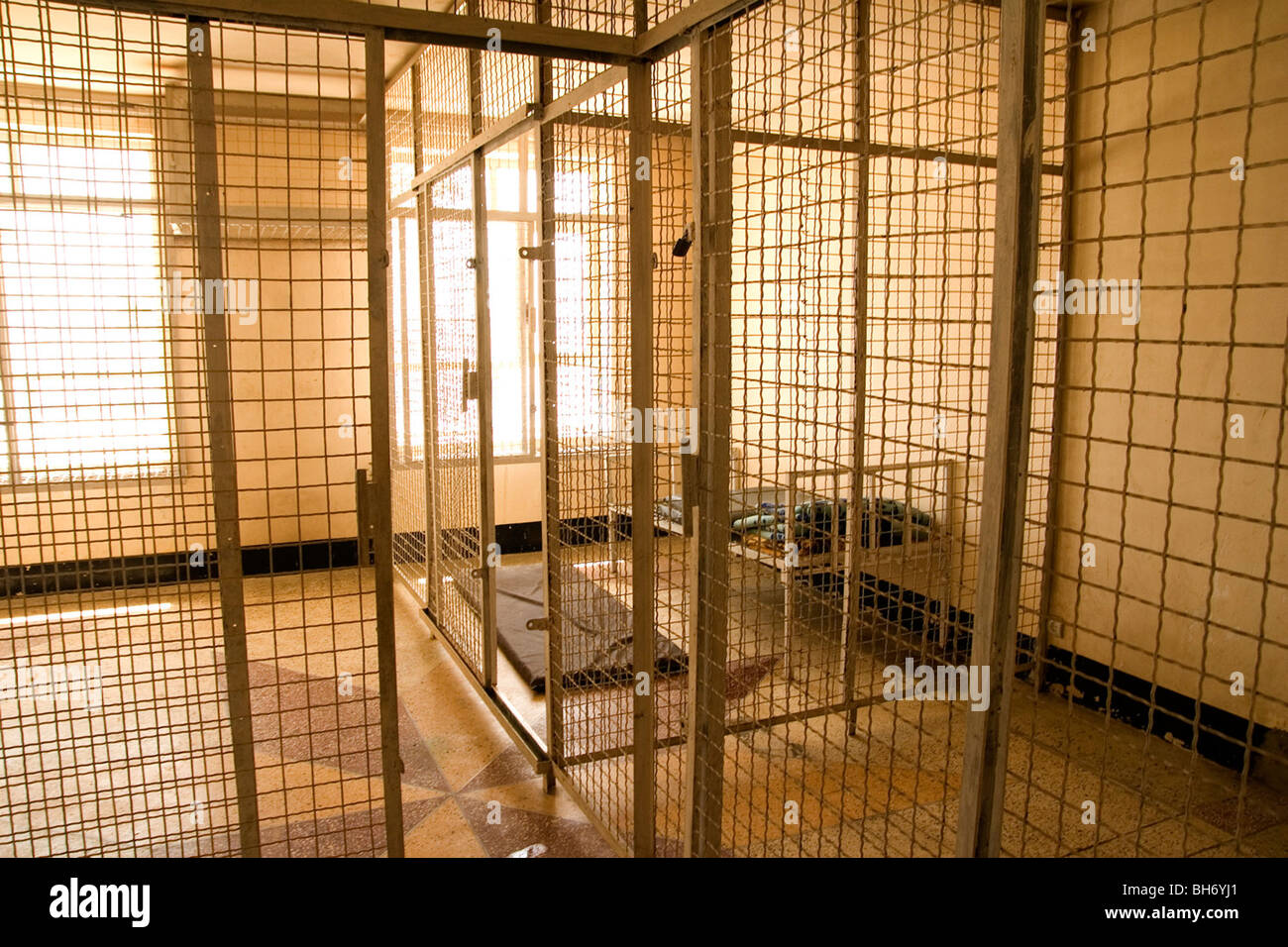 Empty hospital beds mental health High Resolution Stock Photography and