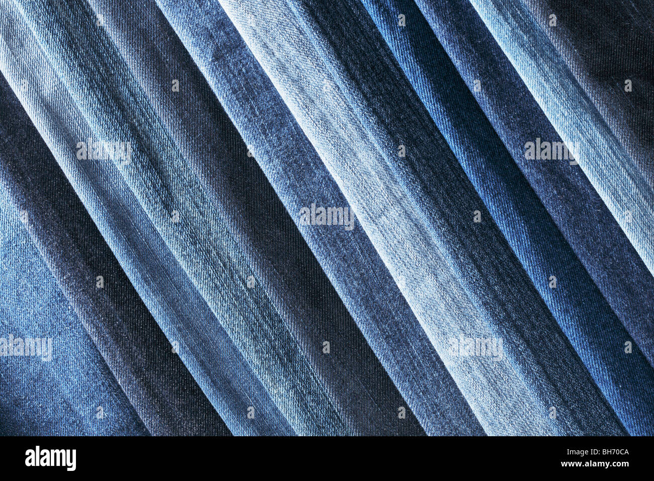 Different shades of blue jeans denim fabrics Stock Photo - Alamy