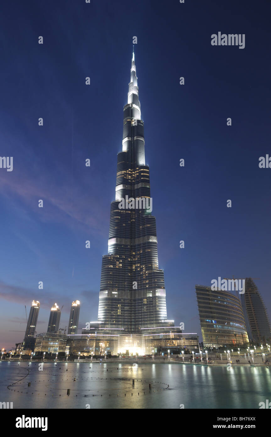 Highest Skyscraper in the World - Burj Khalifa at night. Dubai, United Arab Emirates Stock Photo