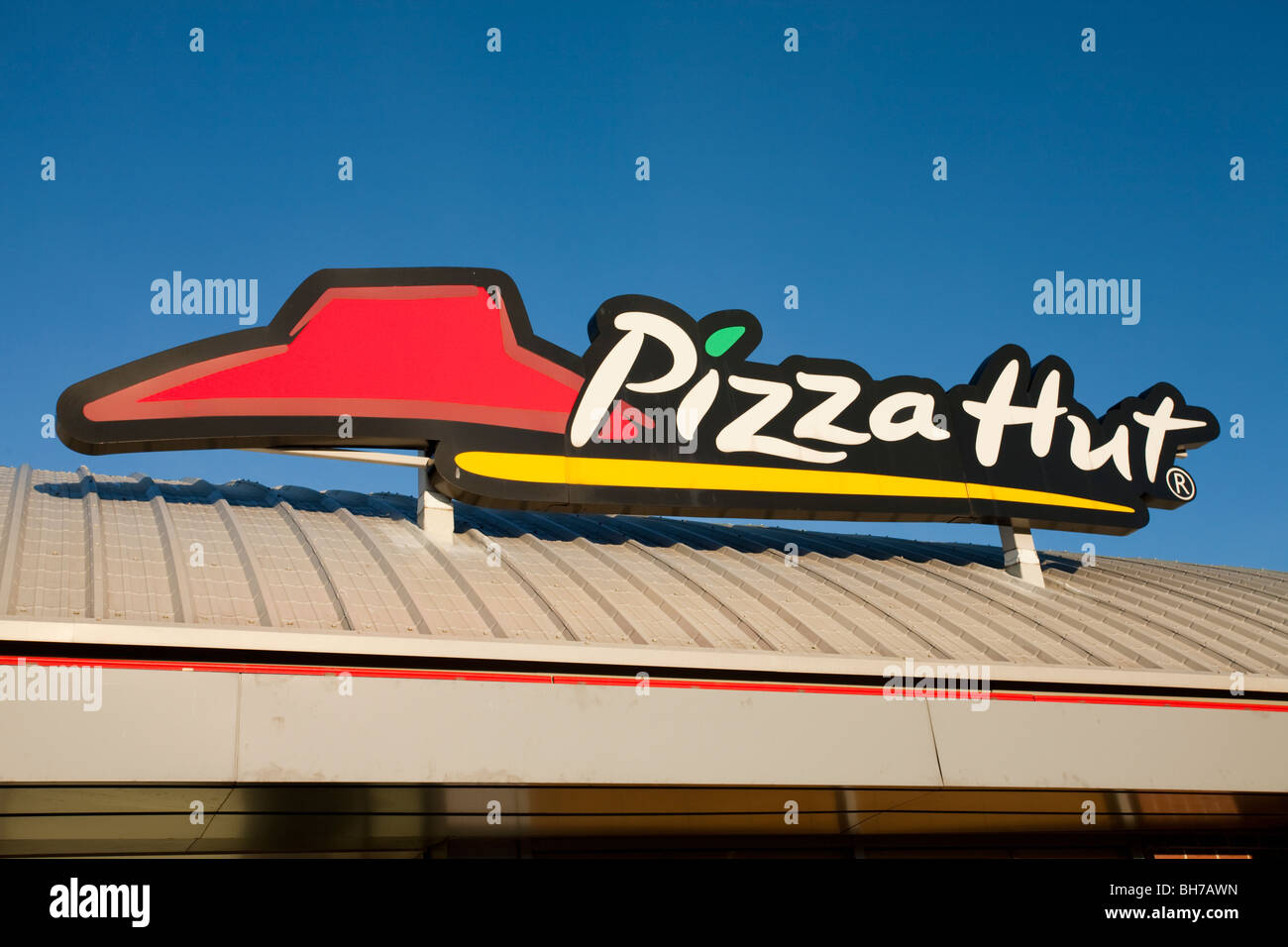 Sky blue pizza hires stock photography and images Alamy