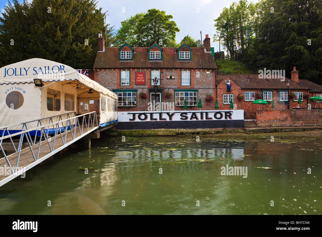 The Jolly Sailor on the River Hamble at Bursledon, Hamphshire, UK Stock