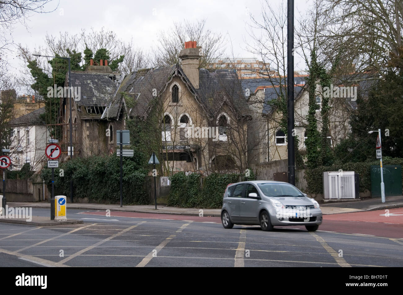 The Concrete House in Lordship Lane, East Dulwich, London. FURTHER