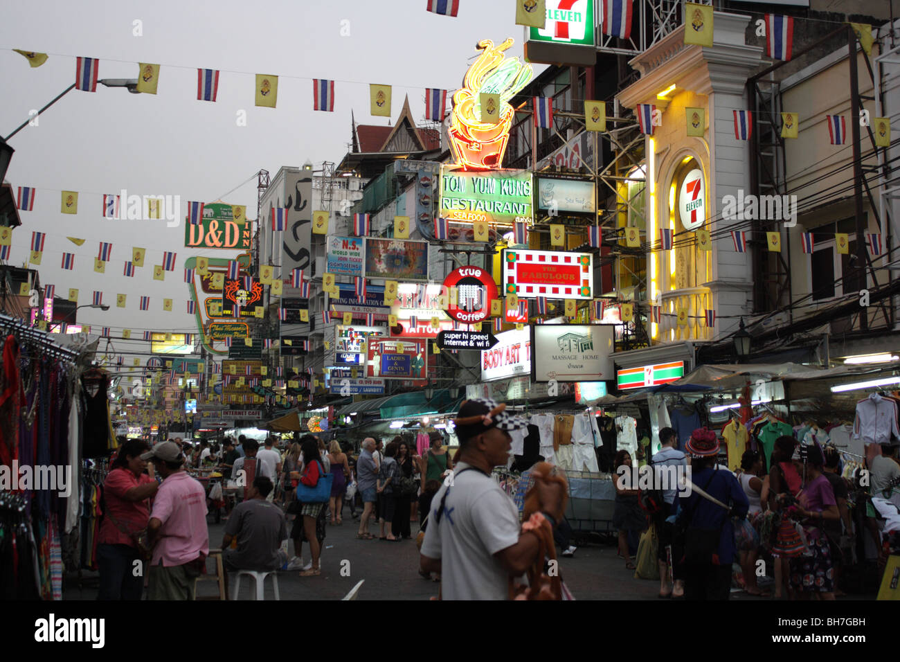 Khao San road at night , Bangkok ,Thailand Stock Photo - Alamy