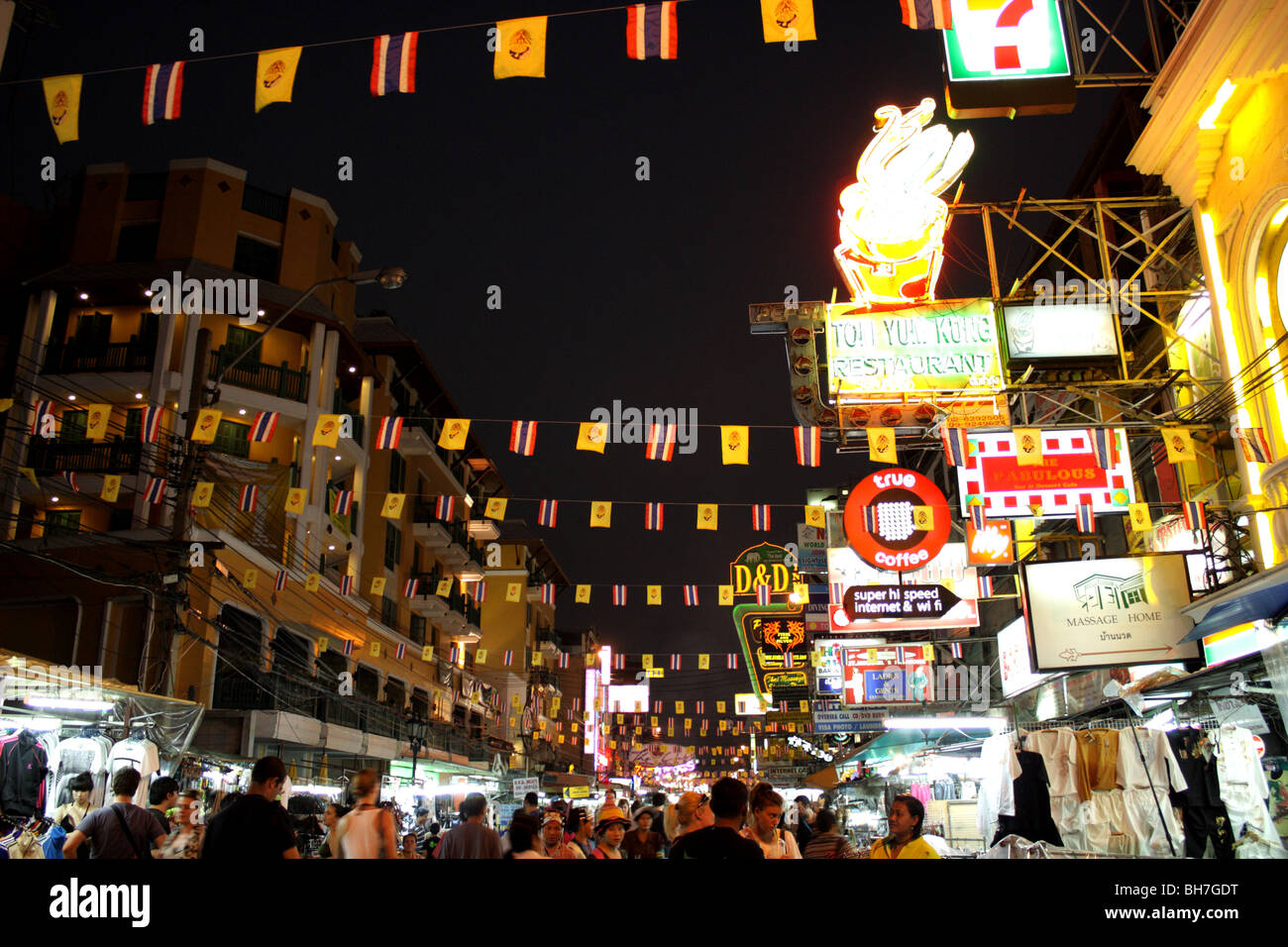 Bangkok Khao San Road Shopping Hi res Stock Photography And Images Alamy Bangkok Khao San Road Shopping Hi res Stock Photography And Images Alamy