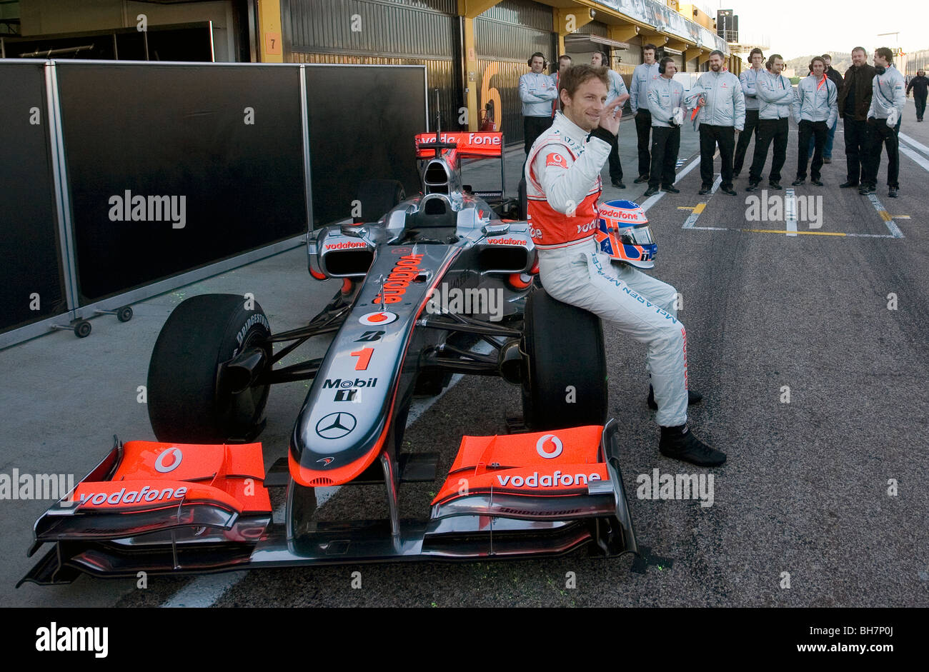 mclaren f1 racing team