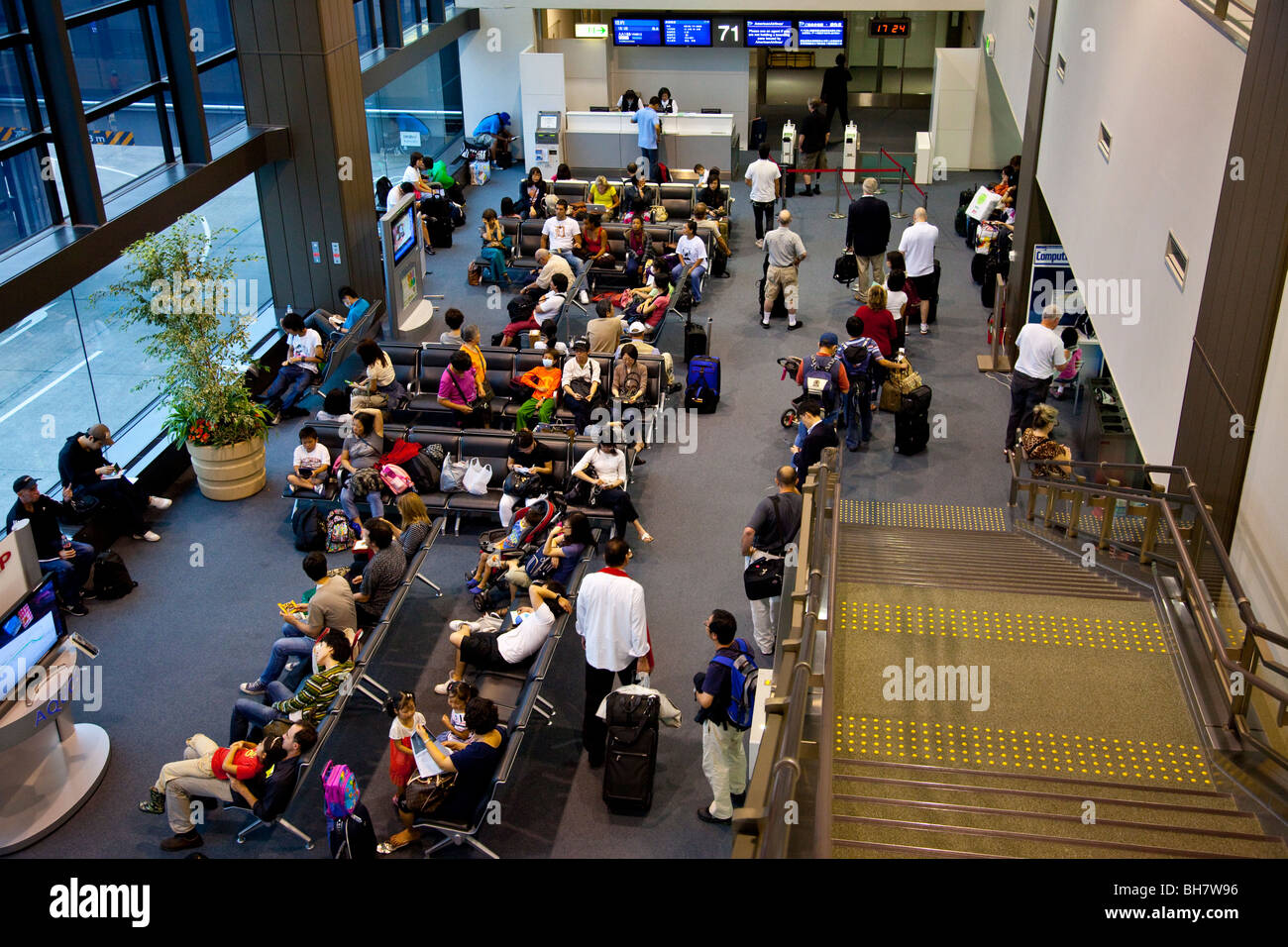 Boarding gate at NRT Narita Airport in Japan Stock Photo - Alamy