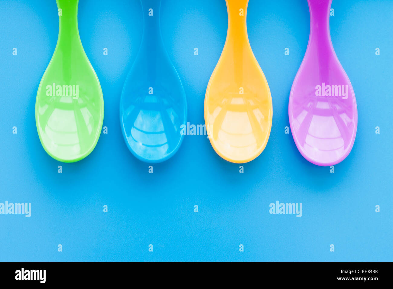 baby plastic spoons Stock Photo Alamy