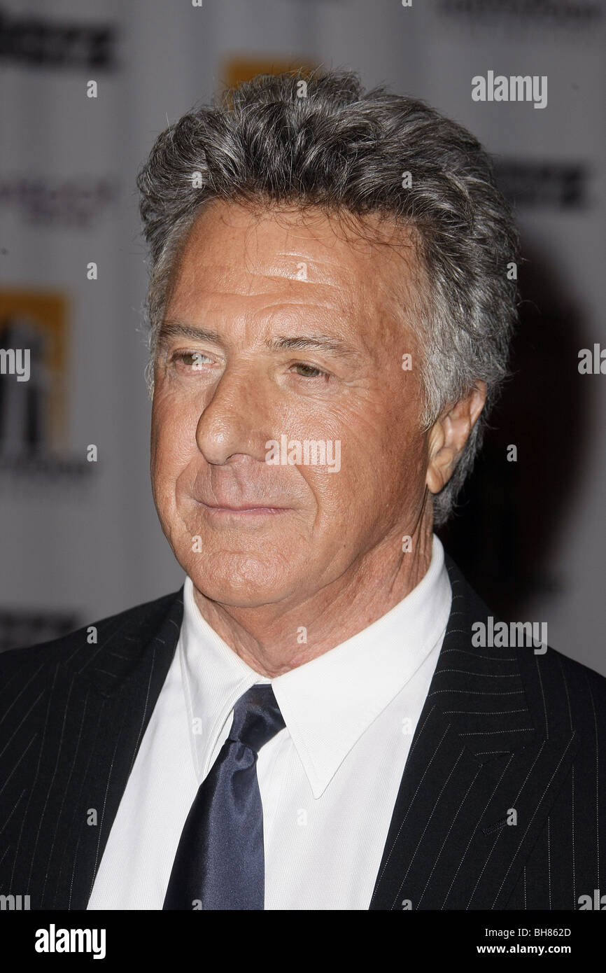 DUSTIN HOFFMAN ACTOR BEVERLY HILLS CA USA 27/10/2008 Stock Photo - Alamy