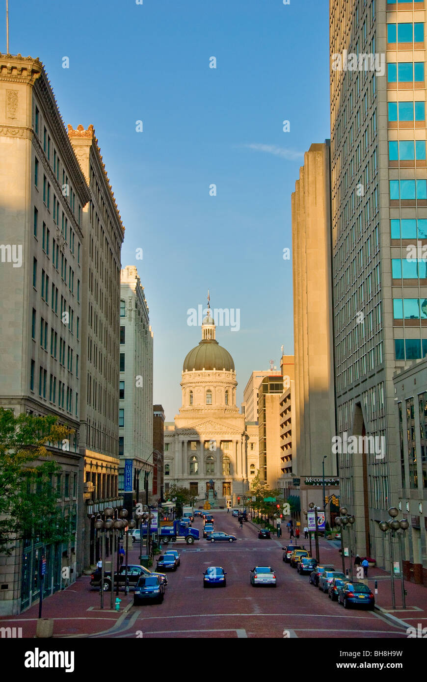 Market Street flows toward the State Capitol in the city center of Indianapolis, Indiana Stock Photo