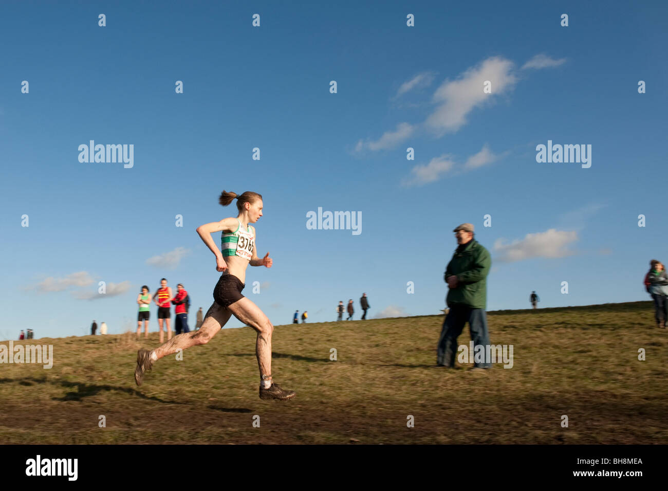 Jessica Sparke on final lap of South of England Cross Country Champs at Parliament Hill, London. Winner Senior women Stock Photo