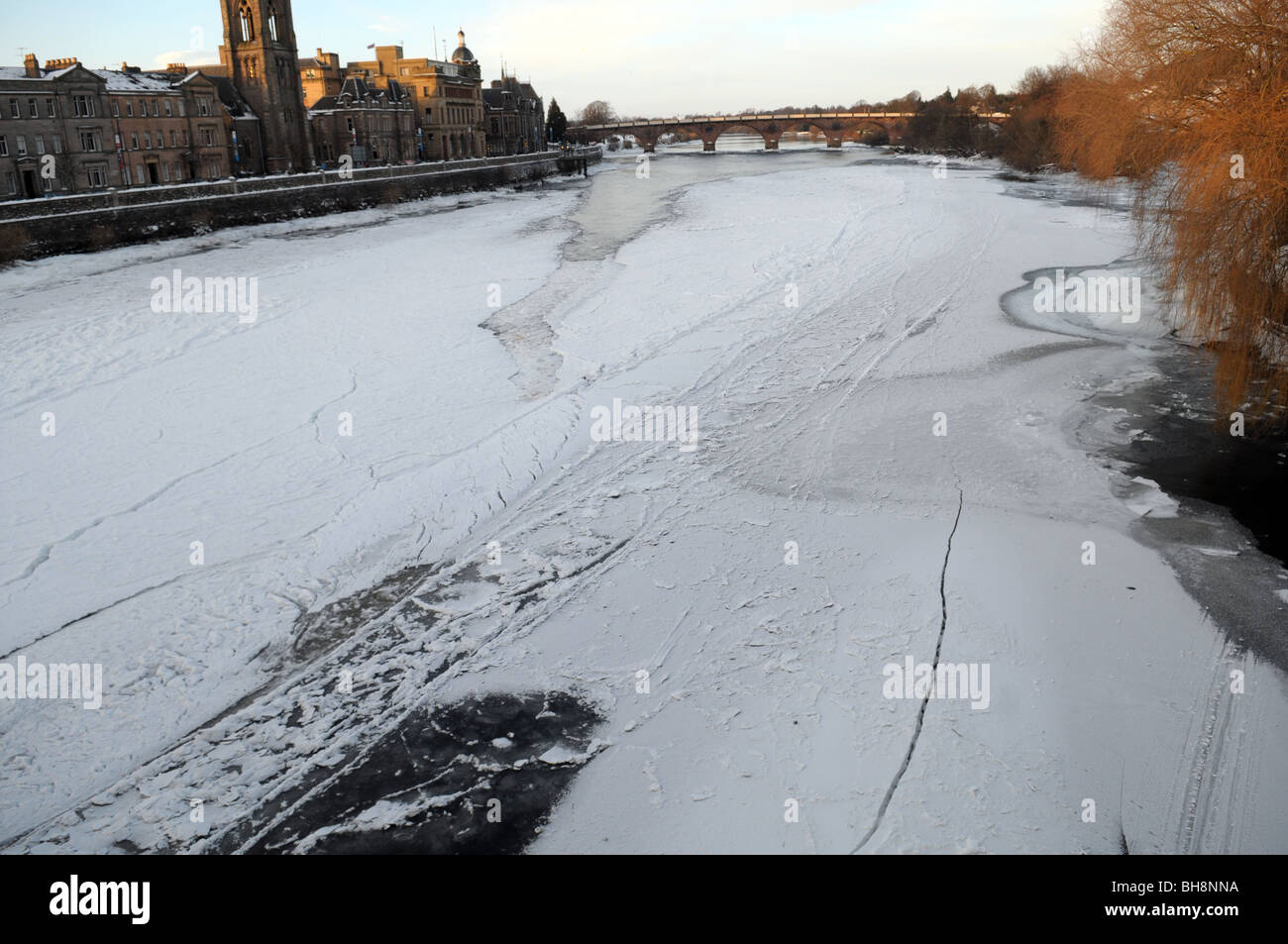 The River Tay freezes over. Stock Photo