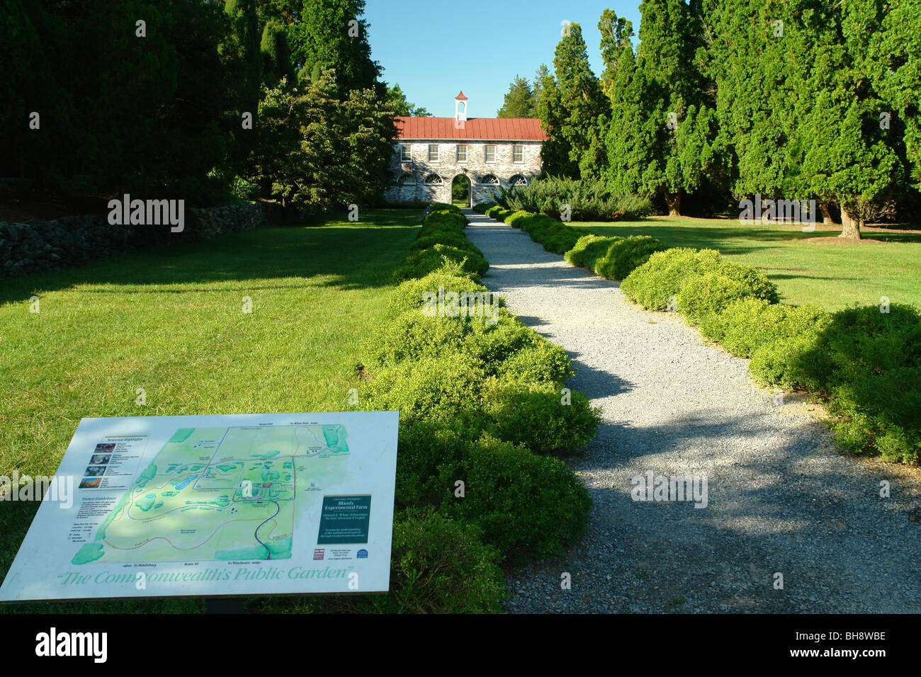 Experimental farm hi-res stock photography and images - Alamy