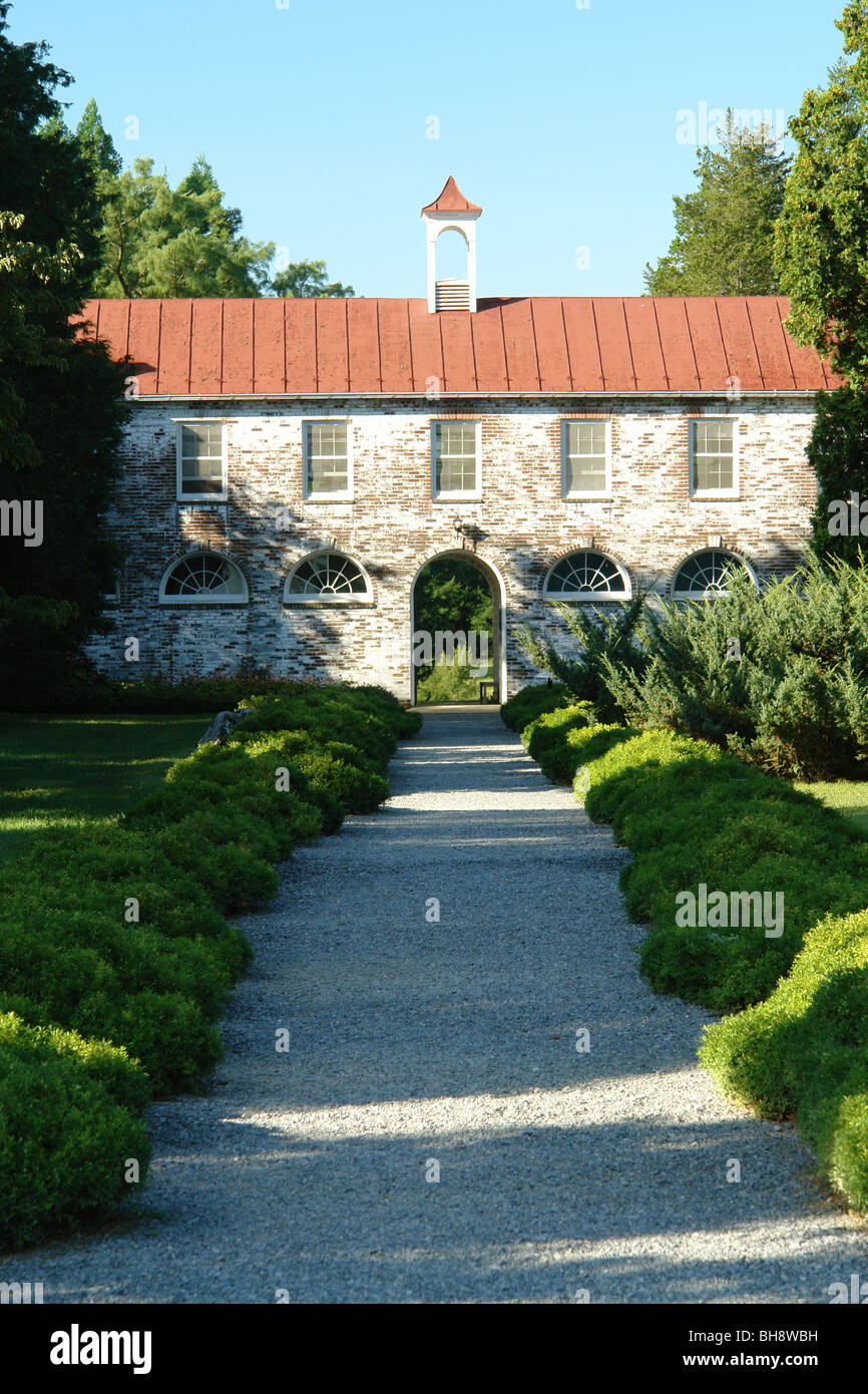 University of virginia garden hi-res stock photography and images - Alamy
