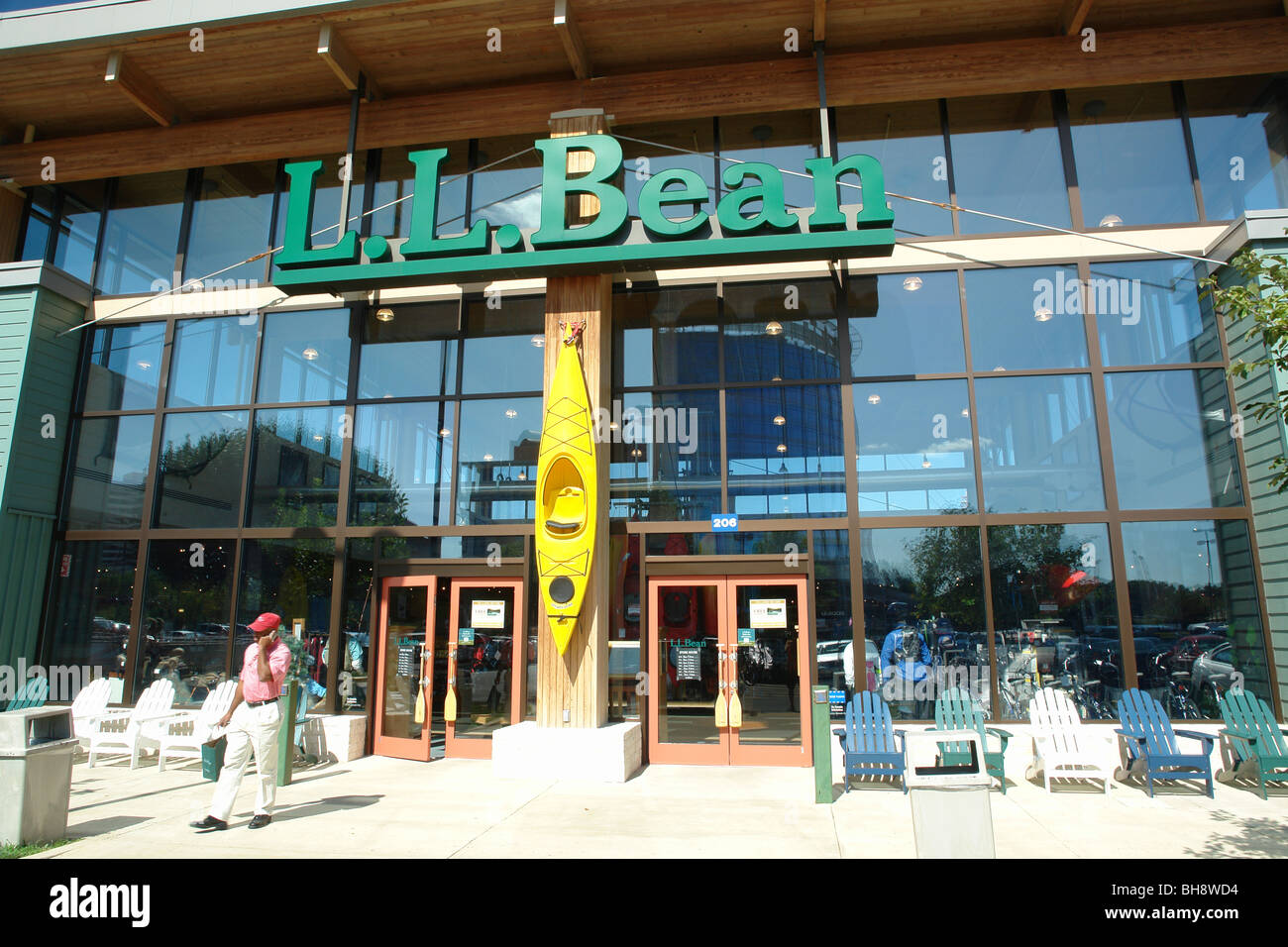 AJD64004, Tyson's Corner, VA, Virginia, Washington D.C., LL Bean Store, Shopping Mall Stock Photo