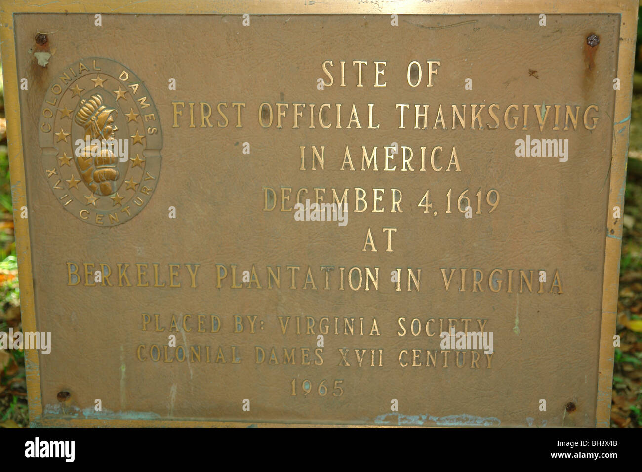 AJD64141, Charles City, VA, Virginia, Berkeley Plantation, Site of First Official Thanksgiving in America, Historical Marker Stock Photo