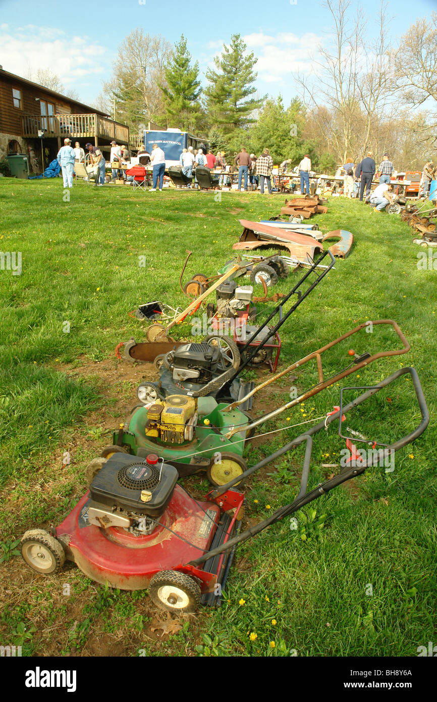 AJD64340, auction, yard sale, lawn mowers, VA, Virginia Stock Photo