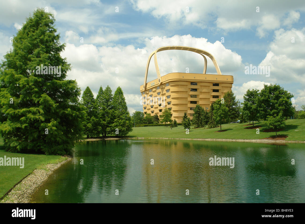 AJD64908, Newark, OH, Ohio, Longaberger Baskets Corporate Headquarters