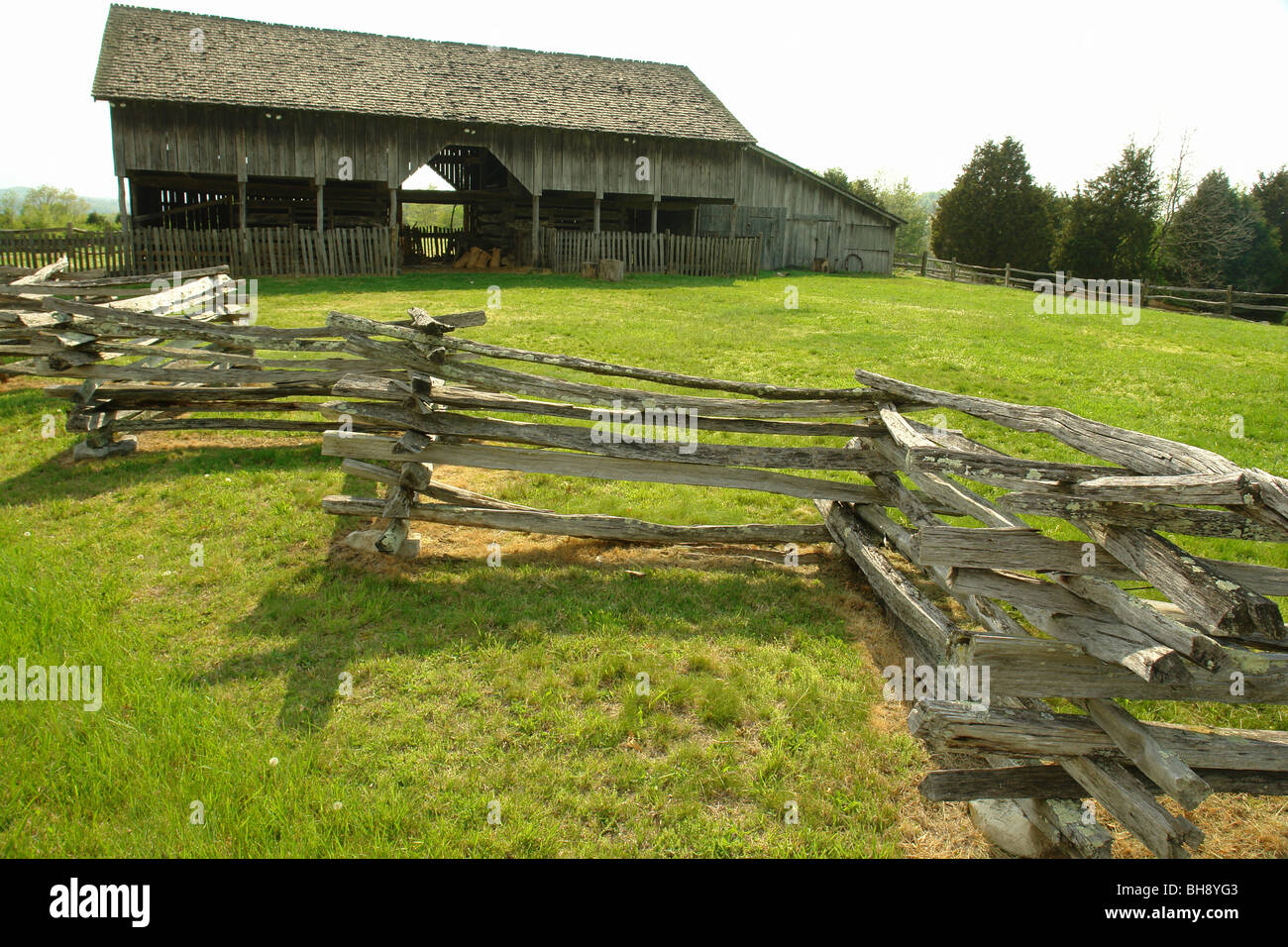 AJD64398, Piney Flats, TN, Tennessee, Rocky Mount State Historic Museum, sheep, barn Stock Photo