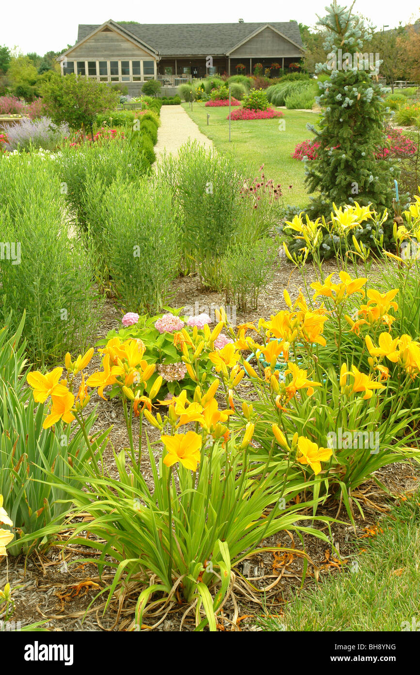 AJD64920, Urbana, OH, Ohio, Robert Rothschild Farm, flower gardens