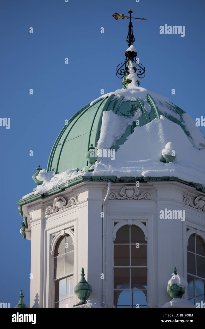 The Sheldonian Theatre caped with snow Stock Photo