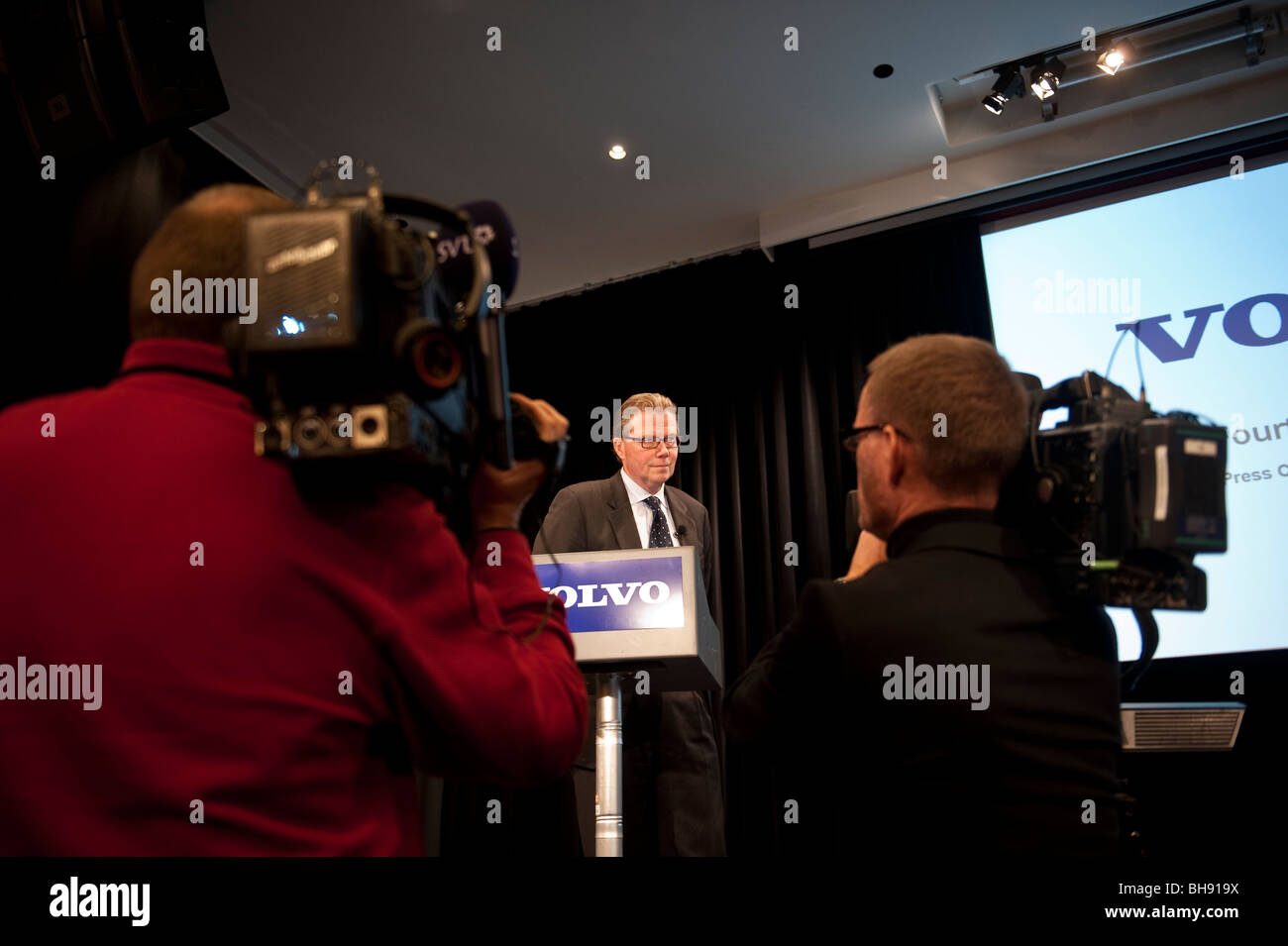 Volvo Trucks CEO Leif Johansson comments on the companys result for the 4th quarter and the  year of 2009 at a pressconference Stock Photo