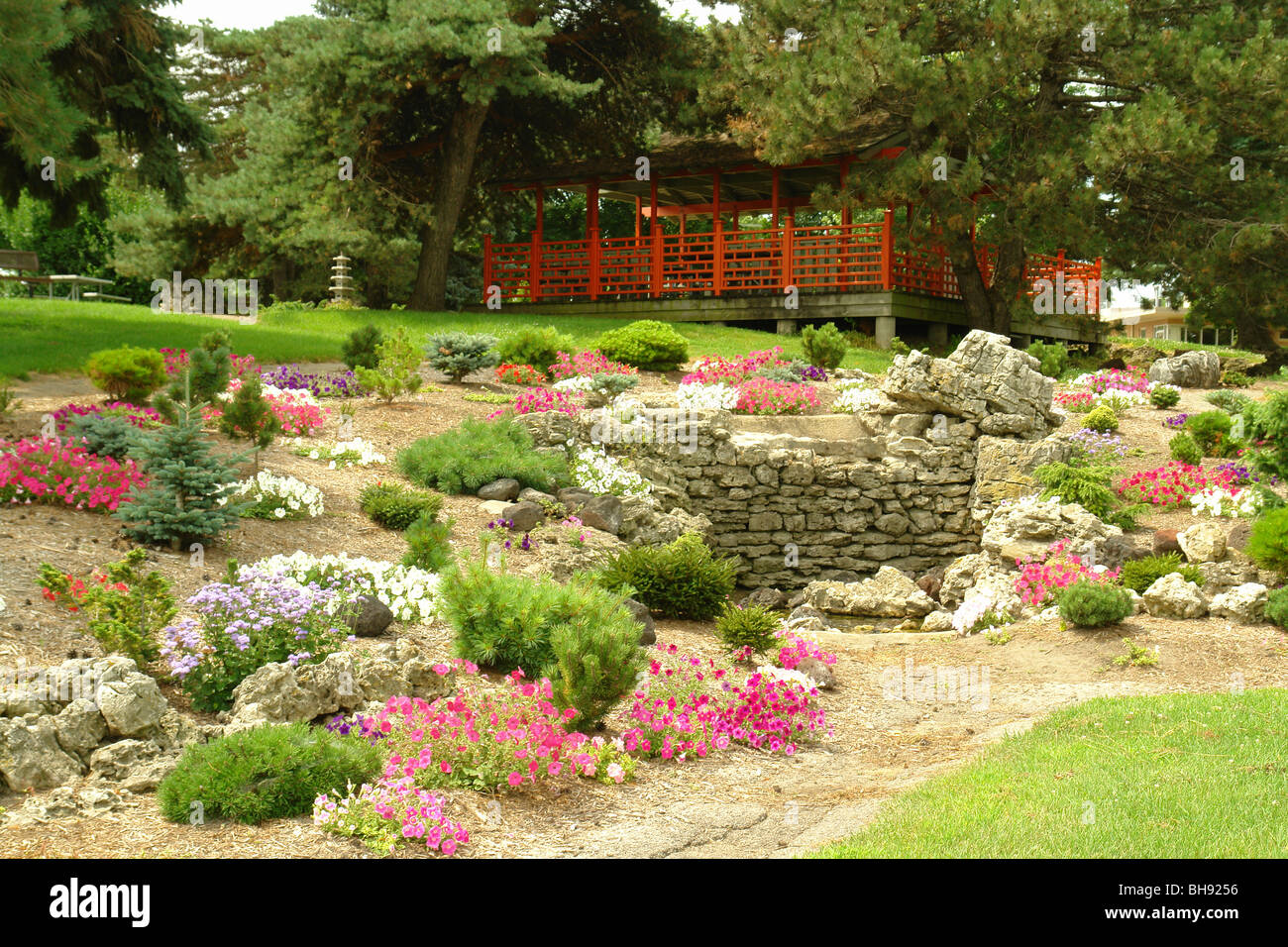 AJD65122, Waterloo, IA, Iowa, Cedar Valley Arboretum & Botanical