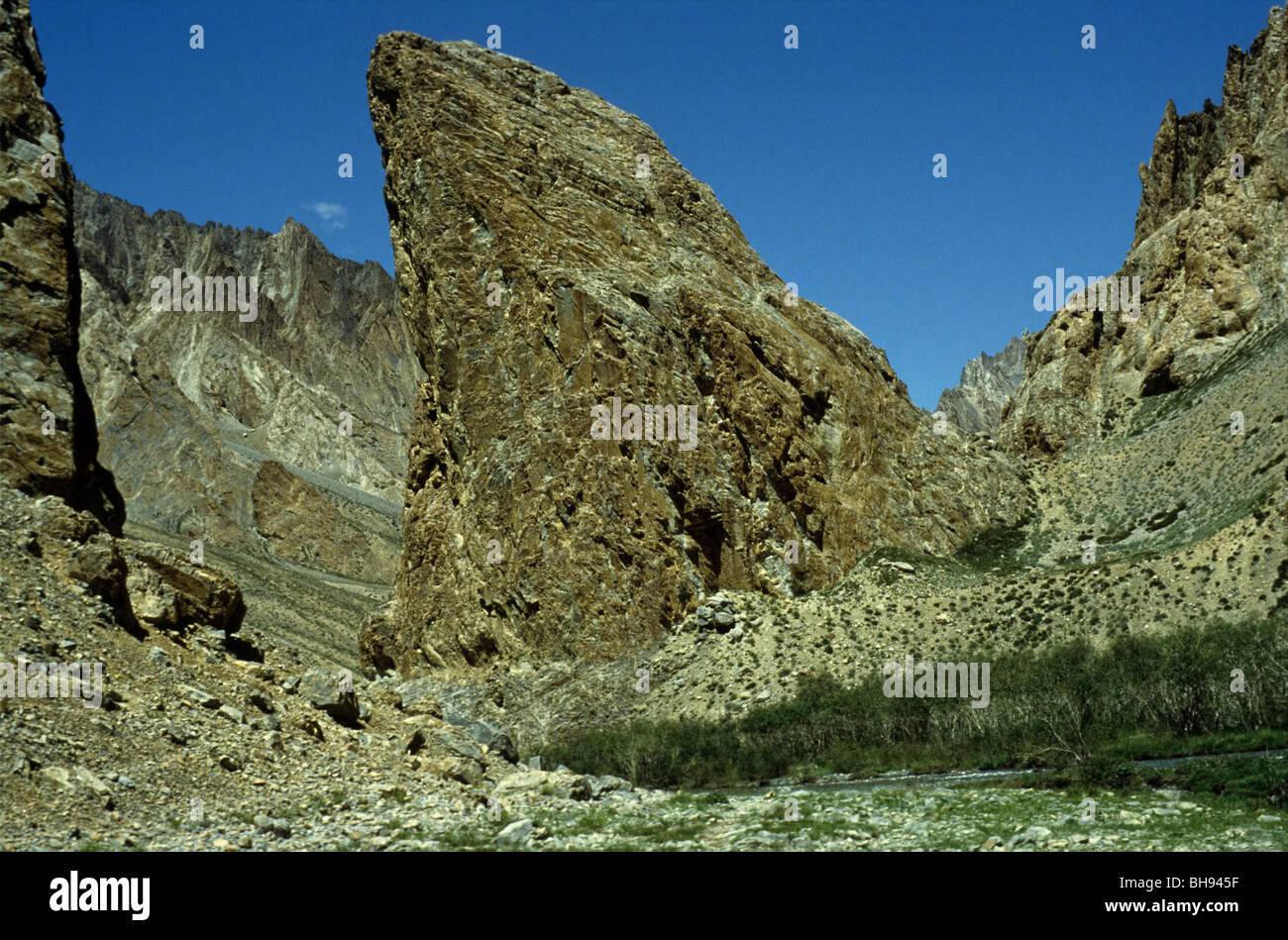 Lonesome landscape between Yar-La und Dat, situated 14000 feet above sea level. Stock Photo
