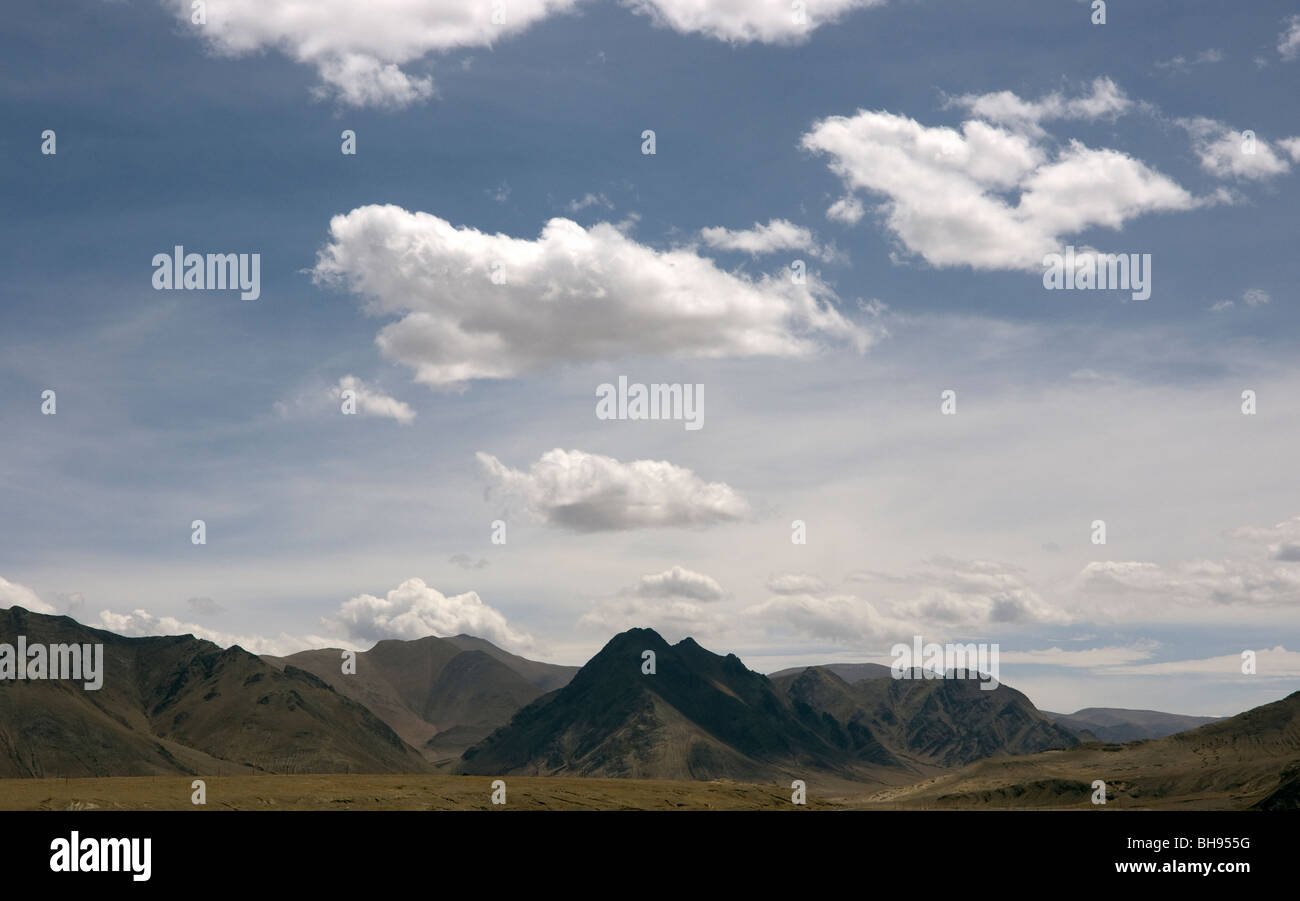 mountain landscape taken from the friendship highway tibet near to baber Stock Photo